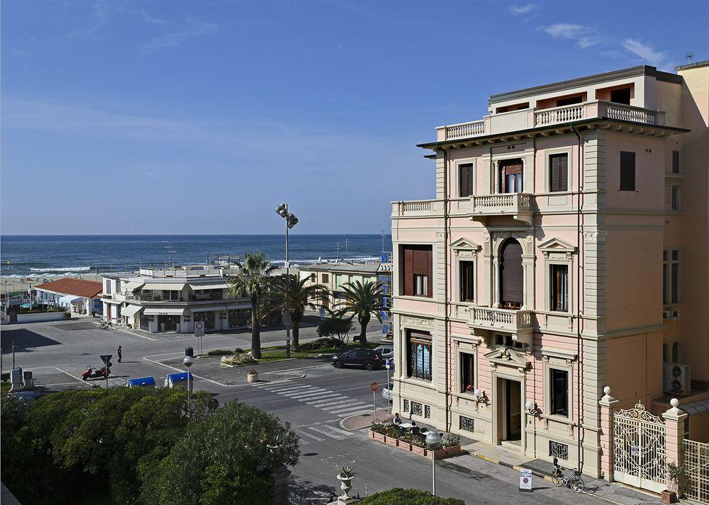 Villa Tina Hotel Viareggio Exterior photo